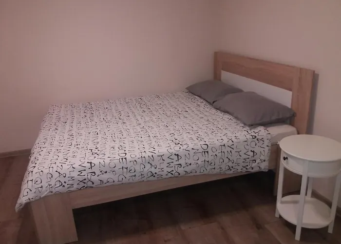 דירה Marka Vovchka Apaartment